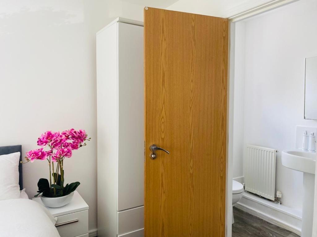 Modern, Stylish And Central Home Manchester Esterno foto