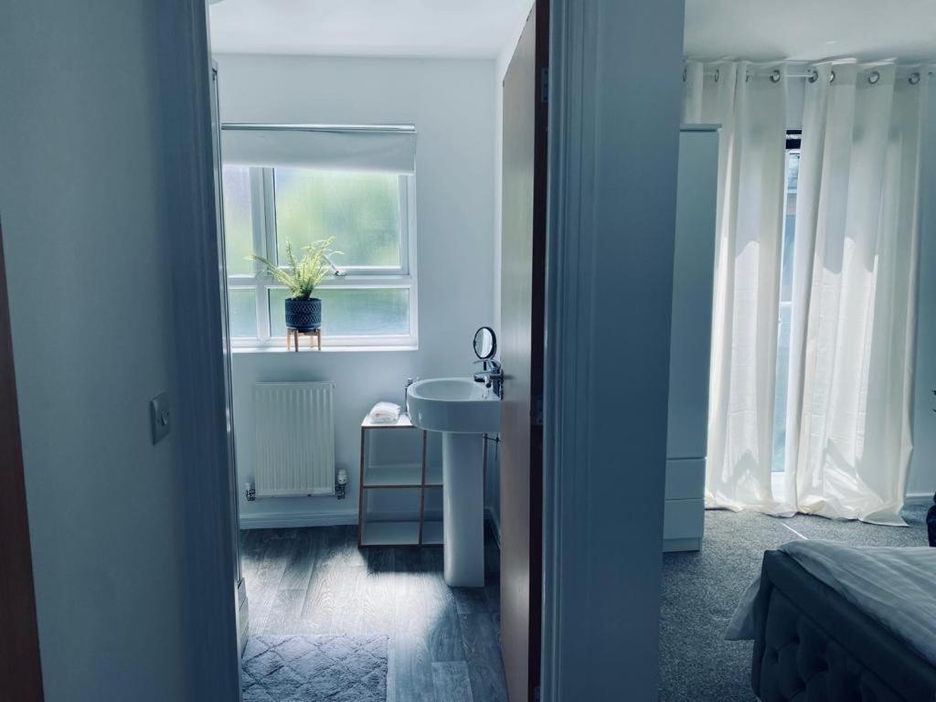 Modern, Stylish And Central Home Manchester Esterno foto