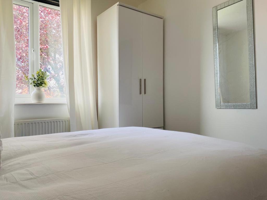Modern, Stylish And Central Home Manchester Esterno foto