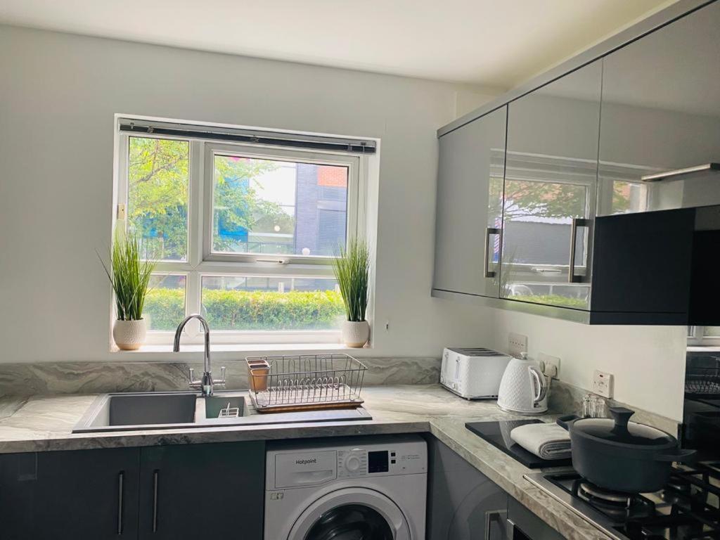 Modern, Stylish And Central Home Manchester Esterno foto