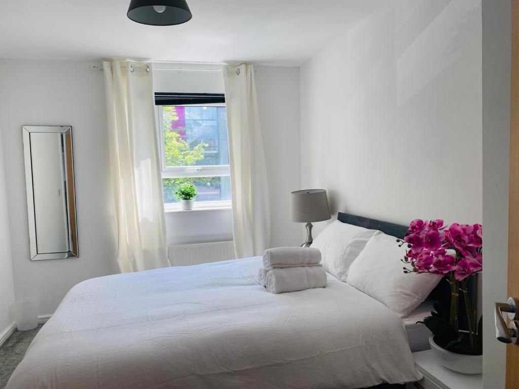 Modern, Stylish And Central Home Manchester Esterno foto
