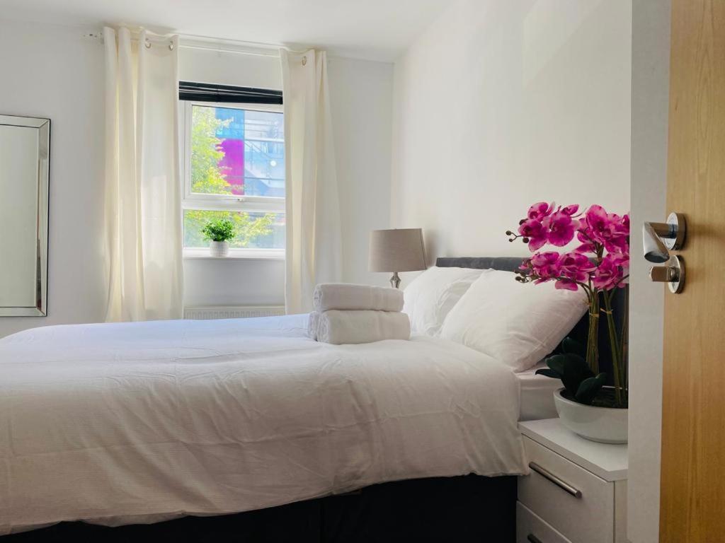 Modern, Stylish And Central Home Manchester Esterno foto