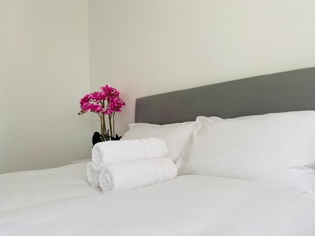 Modern, Stylish And Central Home Manchester Esterno foto